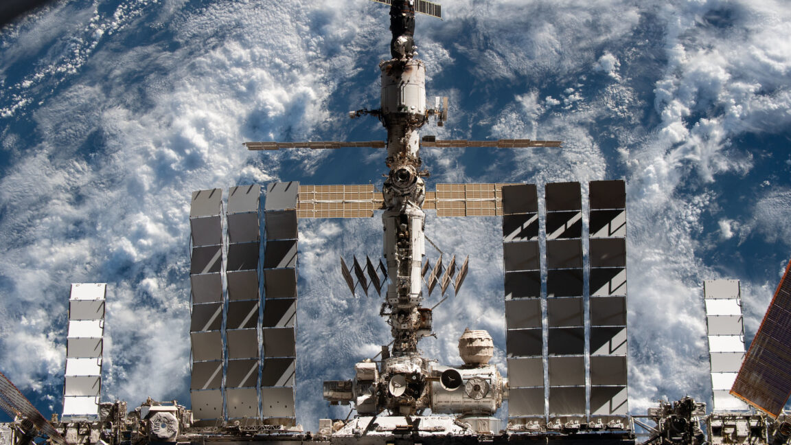 The ISS has been leaking air for 5 years, and engineers still don’t know why